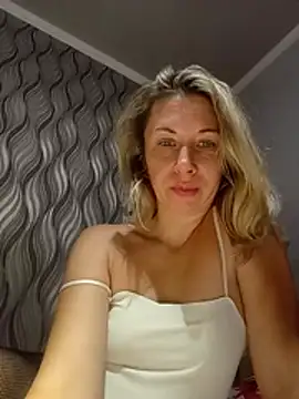 XXX chat uživo modela MissisMilk