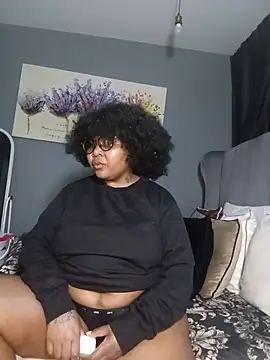 PearlSexy69-Vixen - 👅dildo n squirt💦👅