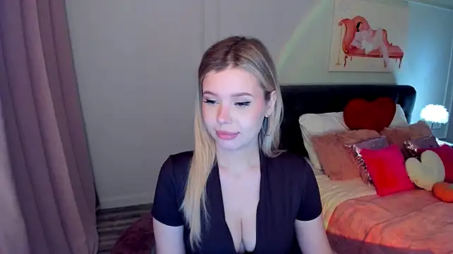 FollowLovee Live XXX-Chat