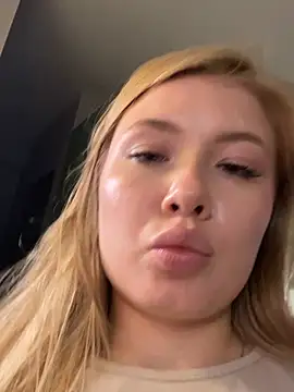 _Leya_'s Live XXX Chat
