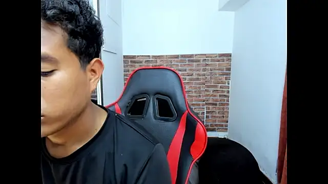 Chat +18 de WIZARD-ALESSANDRO ao vivo