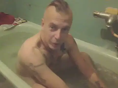 SHARPSkinhead 现场XXX聊天