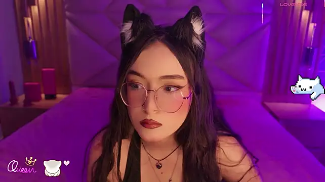 Ivory_Dlacour live XXX chat