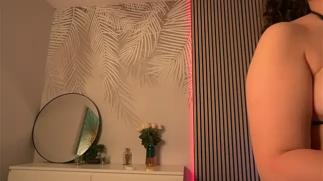NayaBliss_ live XXX chat