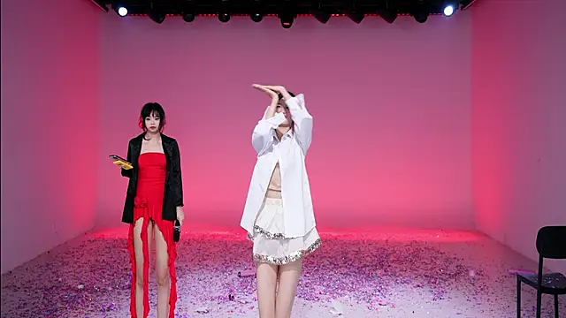 CSC-77 现场XXX聊天