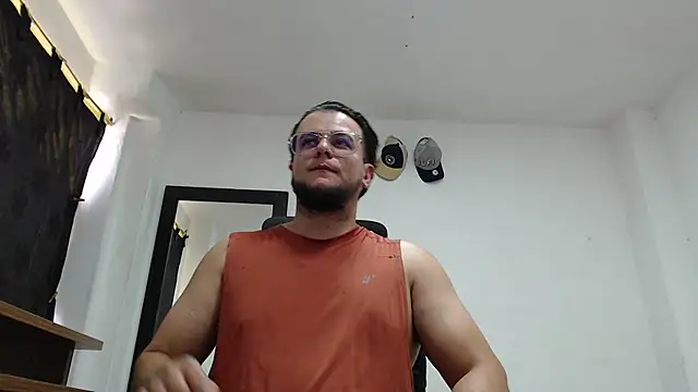 cloudsxxx Live XXX-Chat