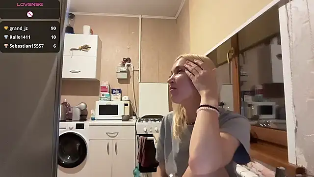 Chat XXX en directo de AngelJeni