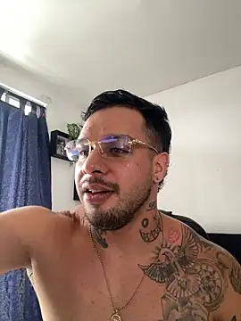 MarckMathews XXX чат на живо