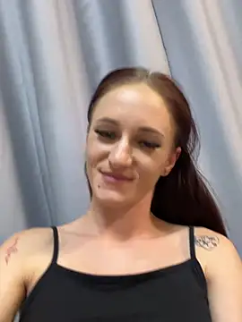 FortunaXmen Adlı Modelin Canlı XXX Sohbeti