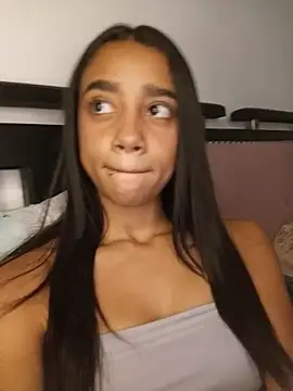 Czat XXX na żywo – Zoe_Sweett18