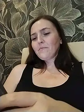 SweetyMommy77's Live XXX Chat