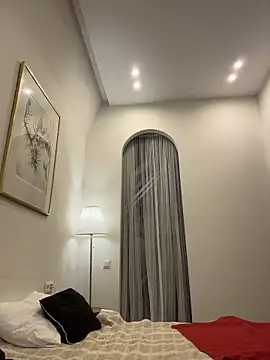 LunaVelvetti - sexy tease with panties close up