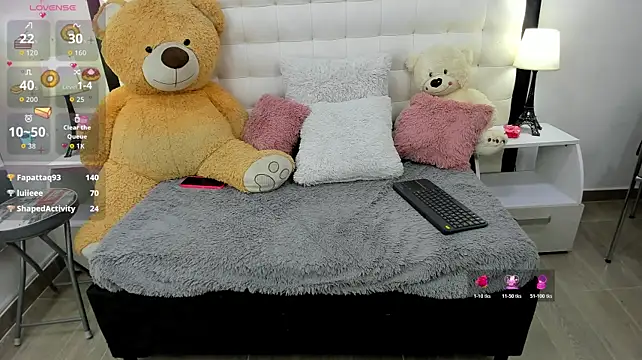 Chat +18 de Isabella_18 ao vivo