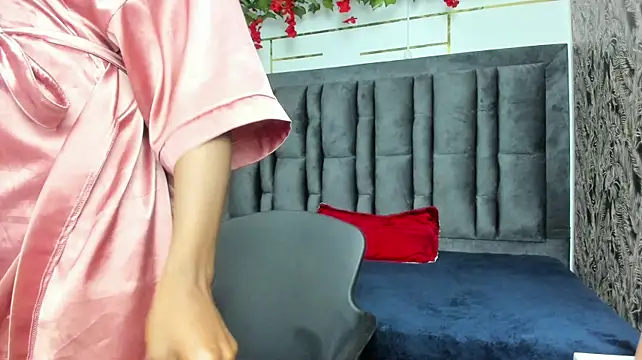 Sara_Naugty's Live XXX Chat