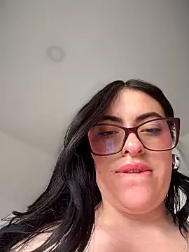צ'אט XXX בשידור חי של Wkatte