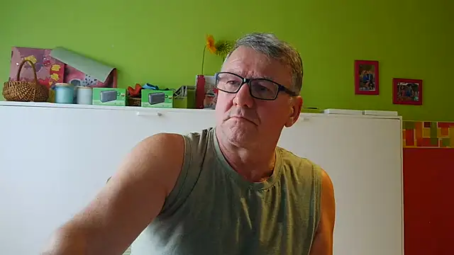 capitaine111: απευθείας συνομιλία ΧΧΧ