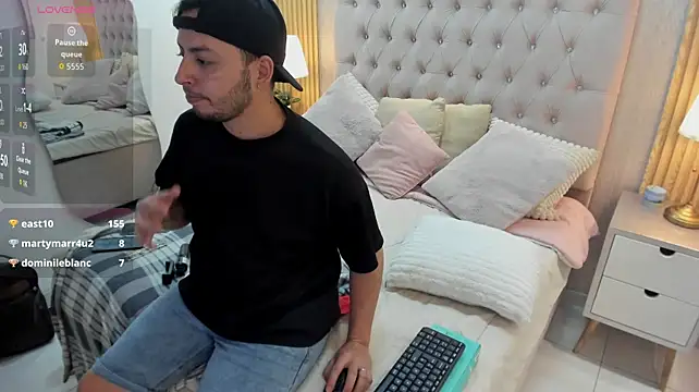 XXX chat uživo modela Jonath_1