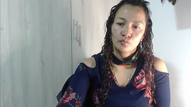 Chat XXX ao vivo de khawit_1