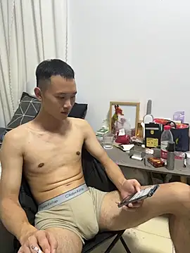 lun_kai 即時 XXX 聊天