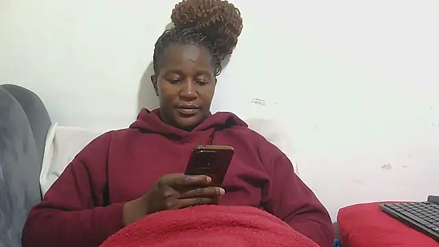 sluttylaura21's Live XXX Chat