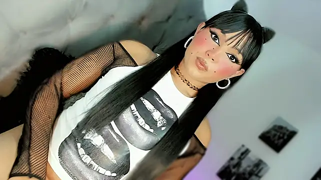 misstreslatin's Live XXX Chat