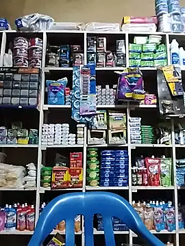 Chat +18 de MIA-LARIOS ao vivo