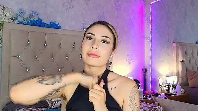 Nini_love01 - HIT THAt ass