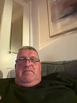 Daddystrokes4u Live XXX Chat