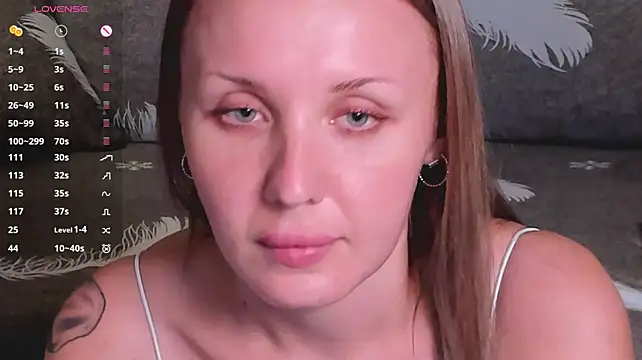 LianaFord live XXX chat