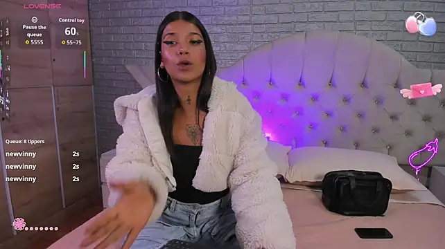 CoralRigan live XXX chat