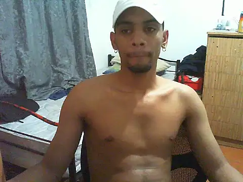 29YOURZ_28_'s Webcam Show