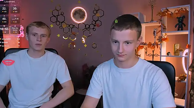 emmanuel_shine élő XXX-chatje