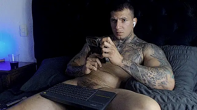 Shane_Clay 라이브 XXX 채팅