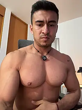 Chris_Clarck: онлайн-секс-чат