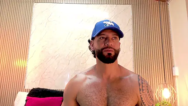 Show de yorbymaxx na webcam