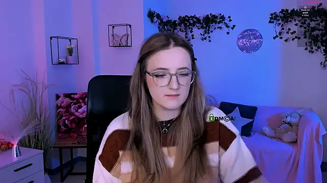 luna_berryy's Live XXX Chat