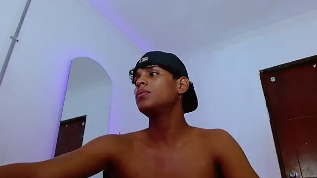 tommy_joyer_ Chat XXX in diretta