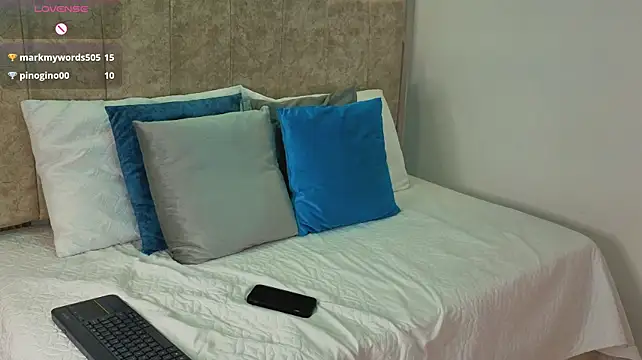 amara_queen_'s Live XXX Chat