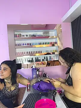 Nails_Lucia's Live XXX Chat