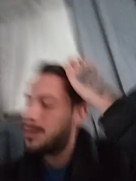 mario_pedro Adlı Modelin Canlı XXX Sohbeti