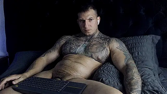 Shane_Clay Chat XXX in diretta
