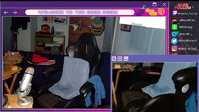 Онлайн чат XXX HarddMikee