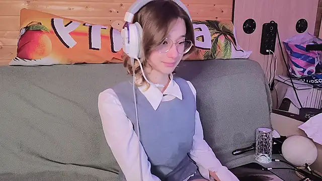 XXX chat uživo modela SilvaDevil