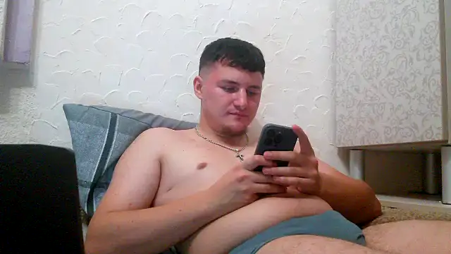 Chat XXX ao vivo de miki_lav1