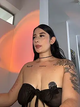 Libia_James - Oil in my ASS + spank x10 💦🥵