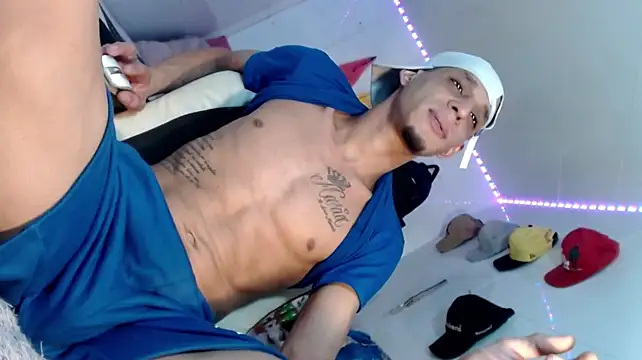 Brendt_Hotx 即時 XXX 聊天