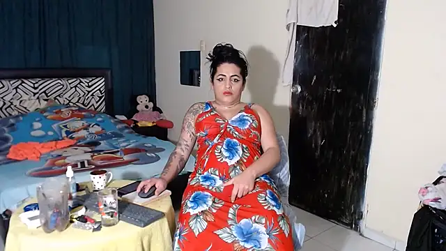 Sashaferrari2000 লাইভ XXX চ্যাট