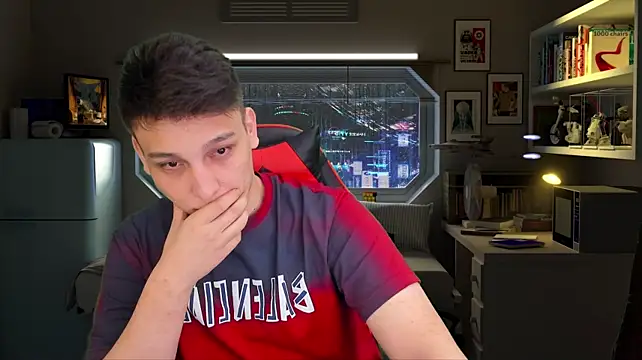 Justin_time111 XXX чат на живо