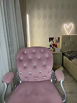 XXX chat uživo modela AlisaPearl