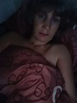 Laura_Kiss live XXX chat
